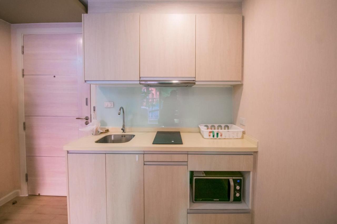 Seven Seas Pattaya Poolside Room ห้องติดสระ Jomtien Beach Esterno foto