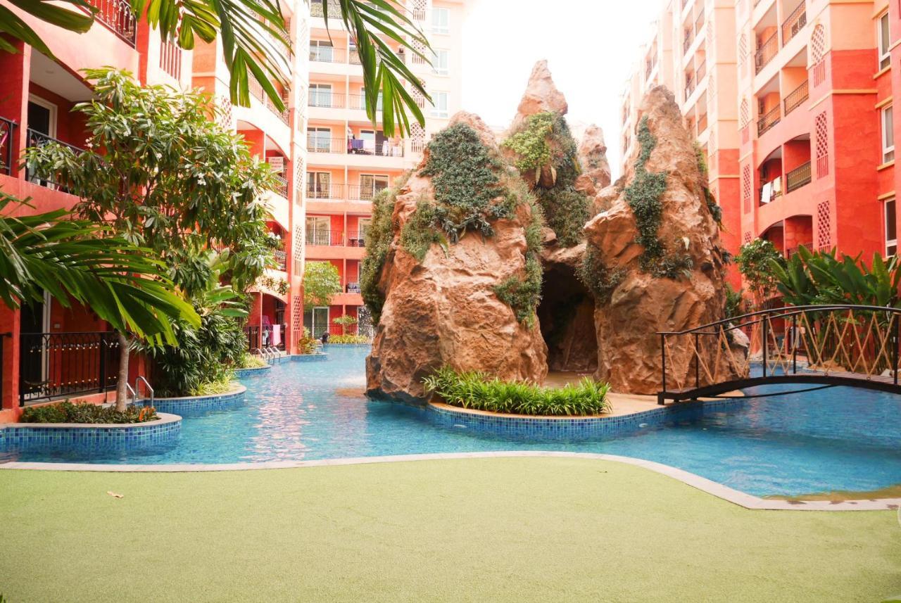 Seven Seas Pattaya Poolside Room ห้องติดสระ Jomtien Beach Esterno foto