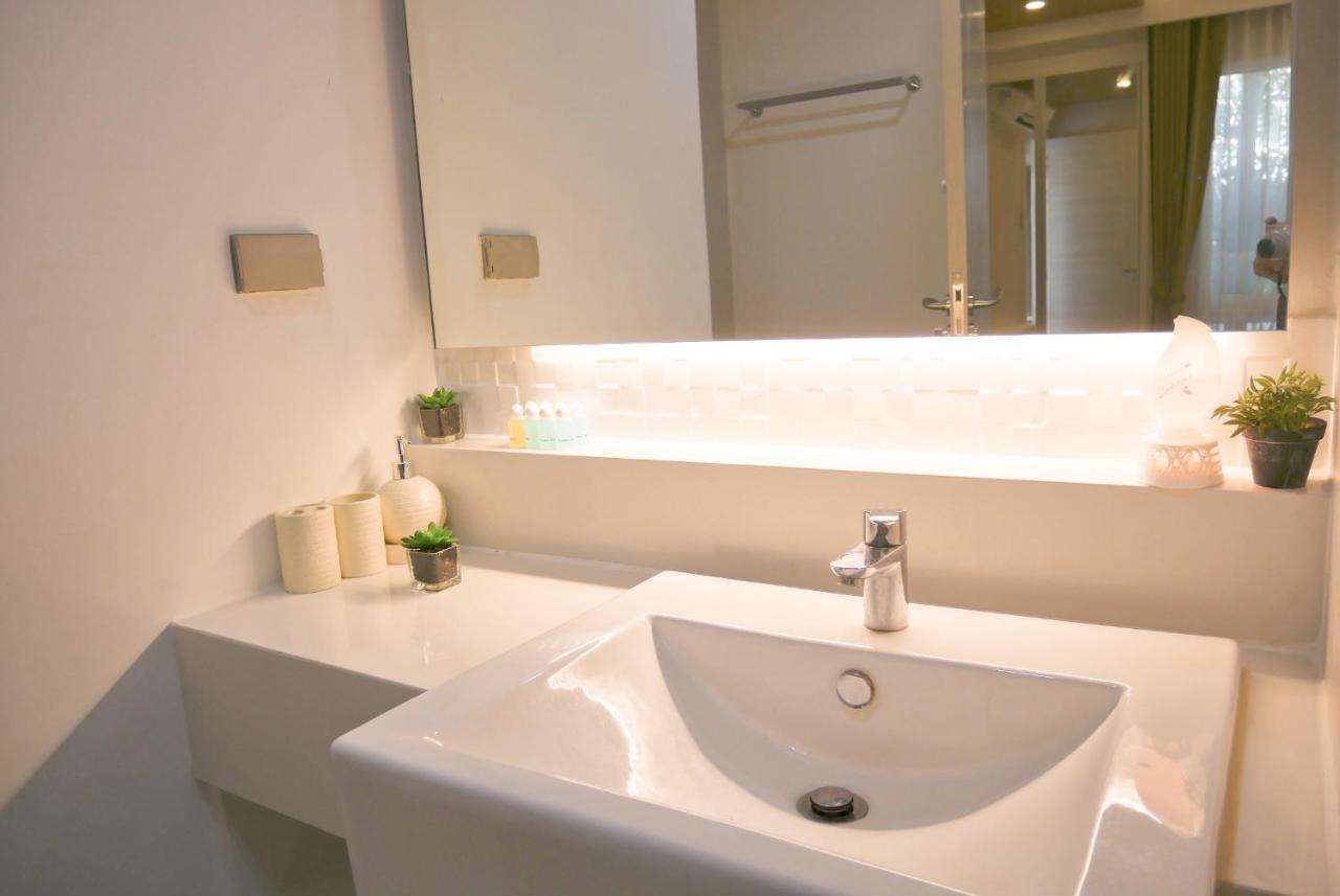 Seven Seas Pattaya Poolside Room ห้องติดสระ Jomtien Beach Esterno foto
